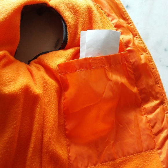 Vertical '9 Bright Puffer Vest - Picture 6 of 10